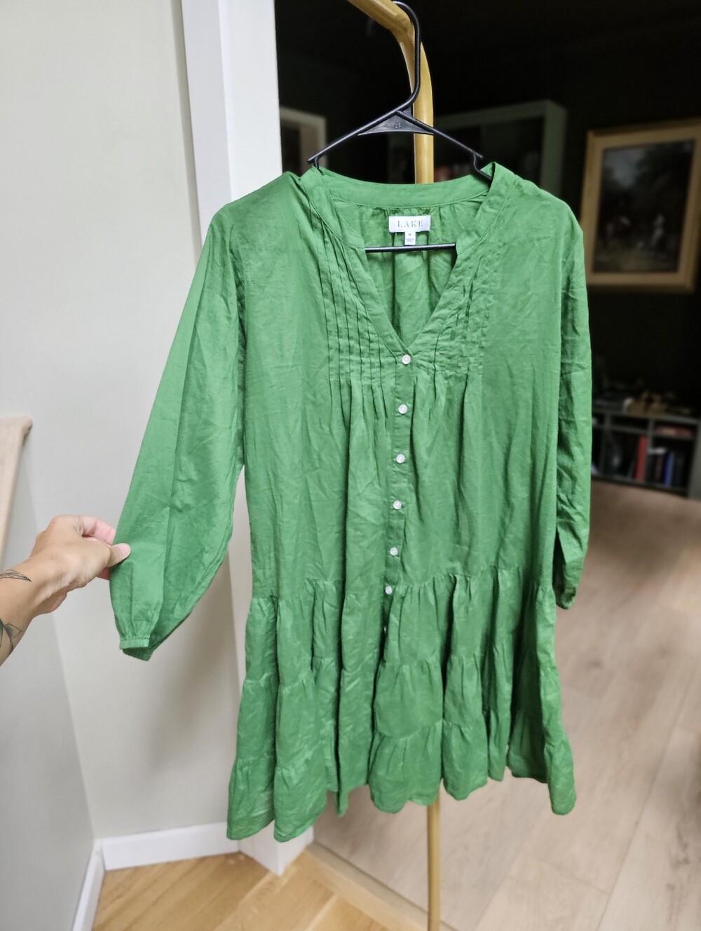 $124 LAKE Eloise Green Tiered Button-Front Dress in Palm Green - Picture 5 of 11